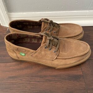Sanuk Brown Boat Shoes with Classic Moccasin Design